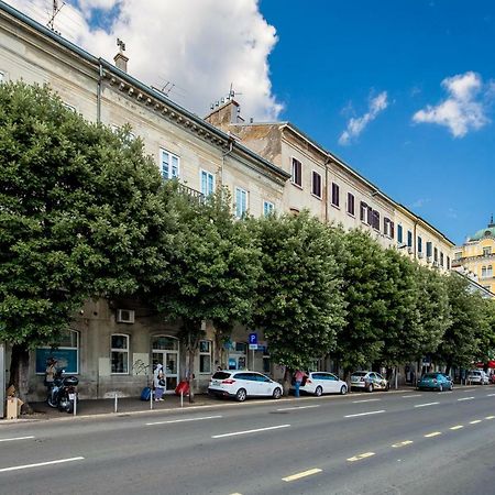 Apartments Carpathia Rijeka Exterior photo